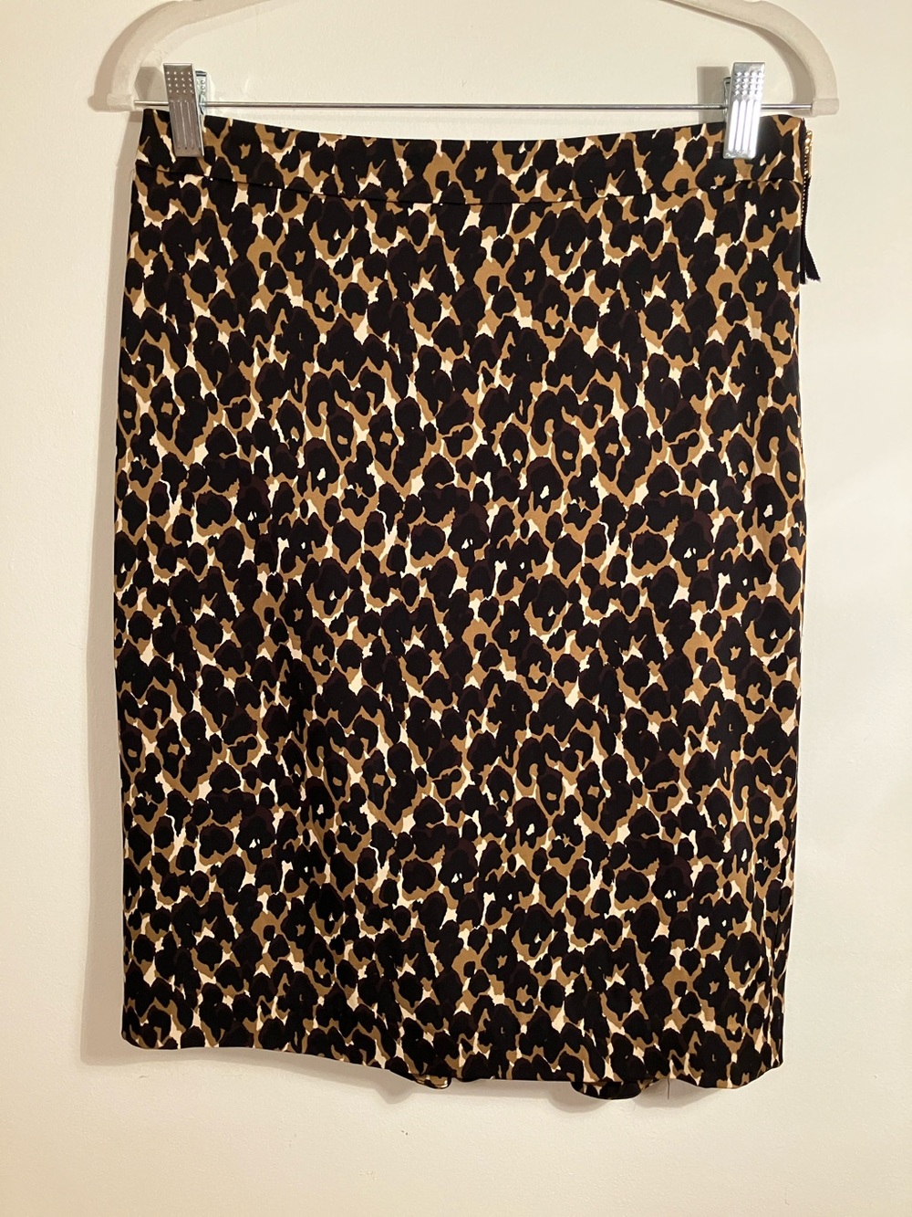 Ann Taylor leopard print skirt